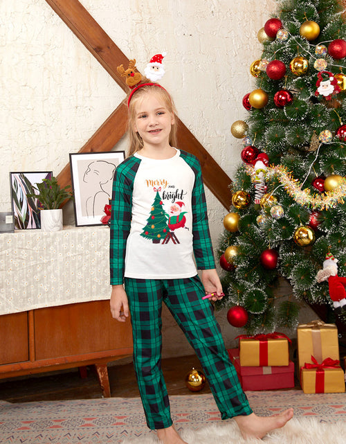 Load image into Gallery viewer, Home Wear Christmas Print Parent-child Pajamas Set
