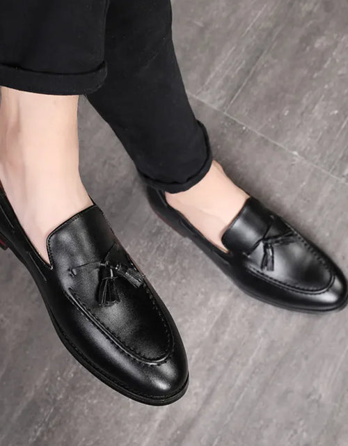 Load image into Gallery viewer, Men&#39;s Casual Breathable Leather Loafers
